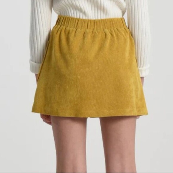 American Eagle Outfitters Dresses & Skirts - American Eagle Yellow Corduroy Stretchy Waist Mini Skirt XL